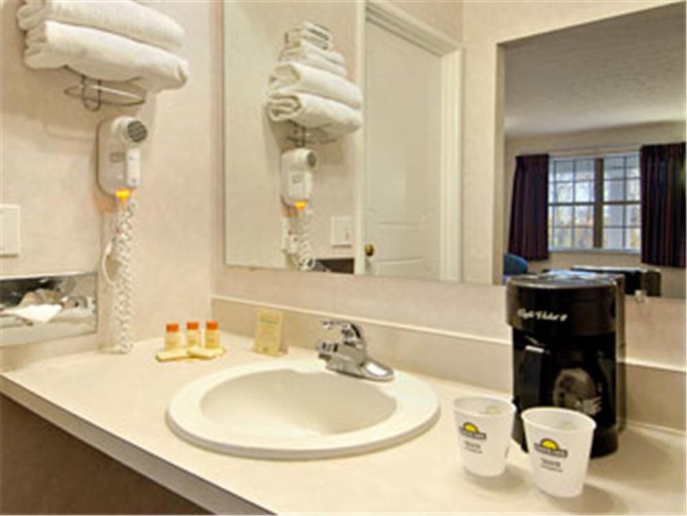 Days Inn Macedonia Quarto foto